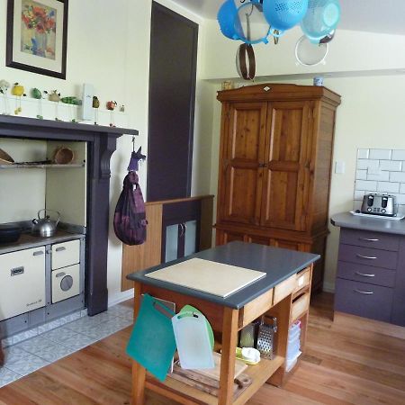 Halfmoon Cottage Akaroa Exterior photo